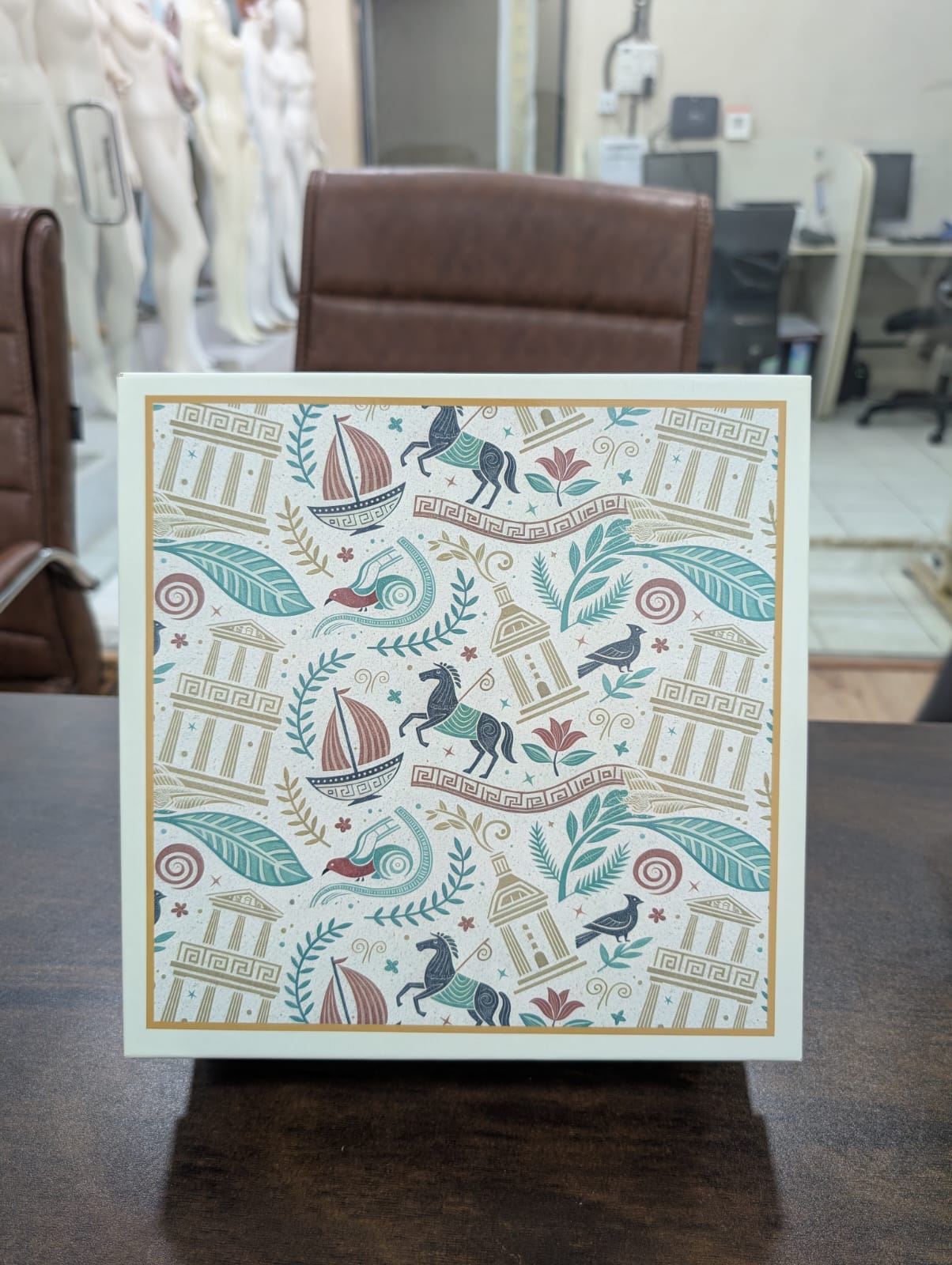 Hamper Designer Box 4